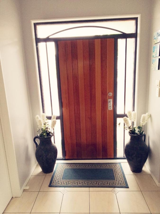 Double Room With Shared Bathroom Оукланд Екстериор снимка