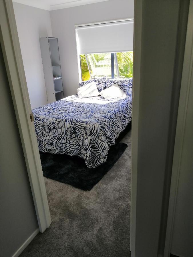 Double Room With Shared Bathroom Оукланд Екстериор снимка