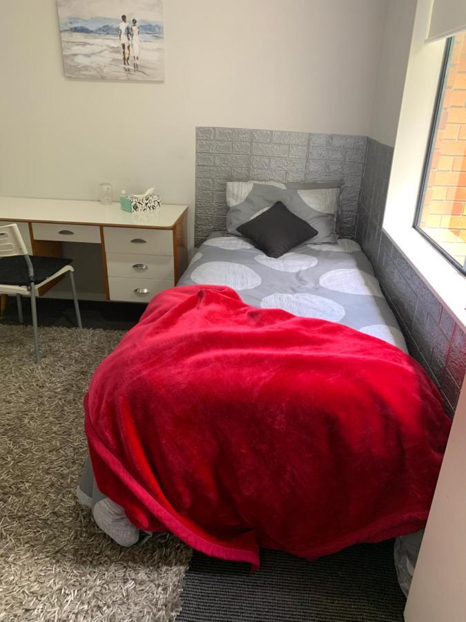Double Room With Shared Bathroom Оукланд Екстериор снимка